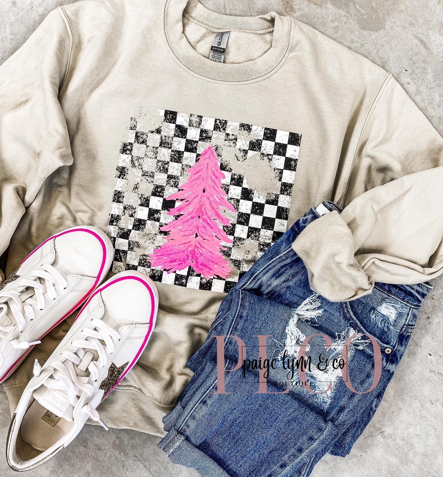 Checkered and Pink Tree Fleece Crew look