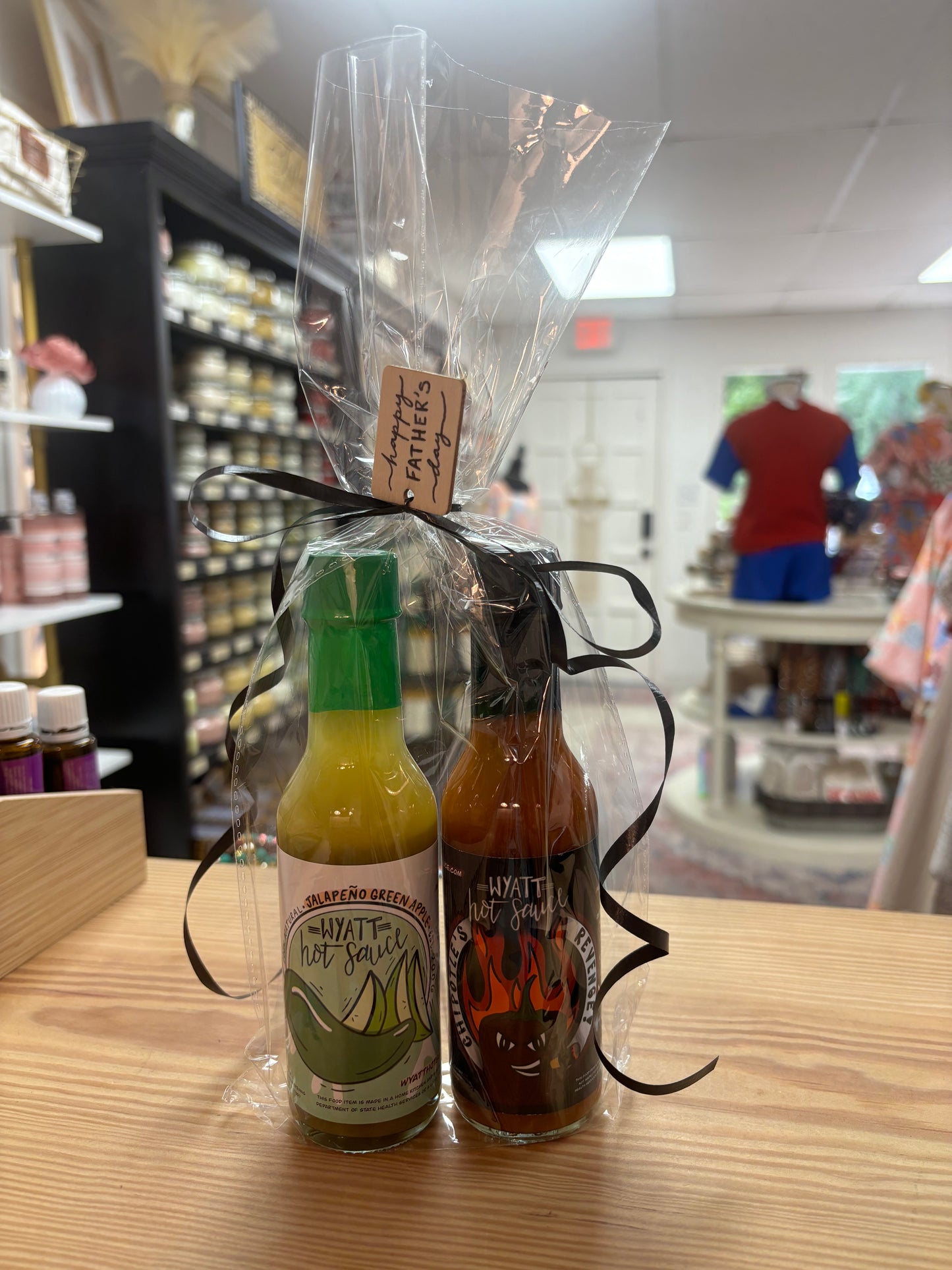 Wyatt Hot Sauce | Gift Sets