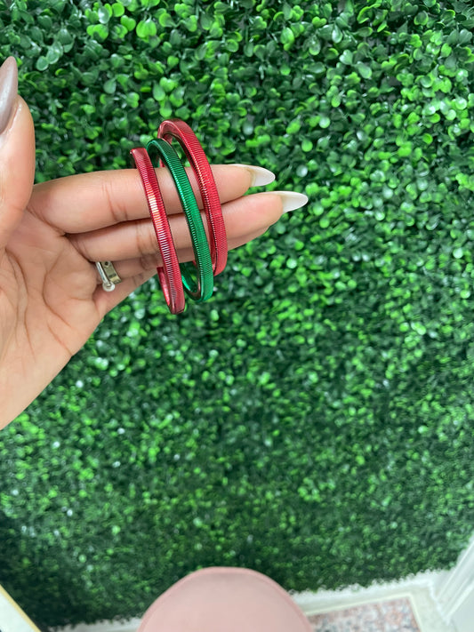 Red and Green Bracelet Set